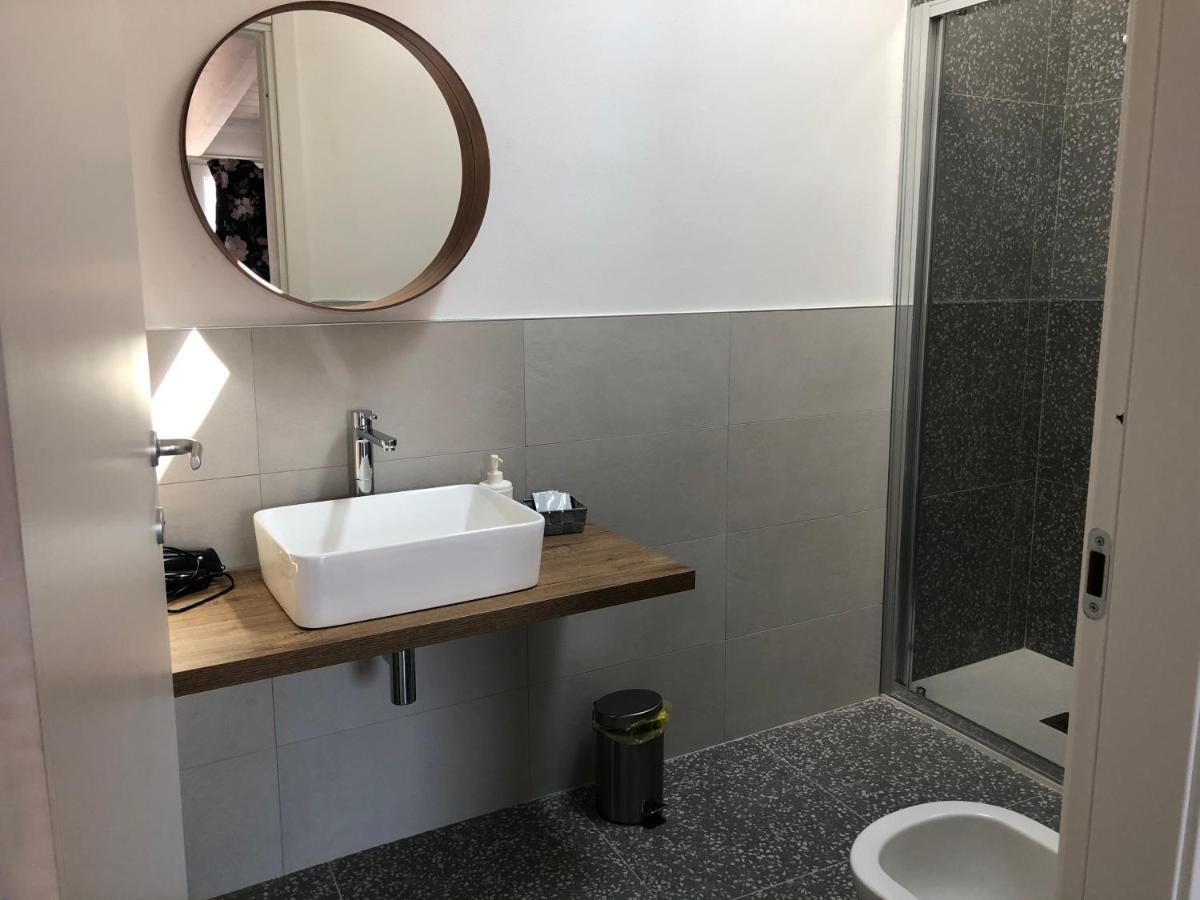 B&B Corte Del Garda Кастелнуово дел Гарда Екстериор снимка